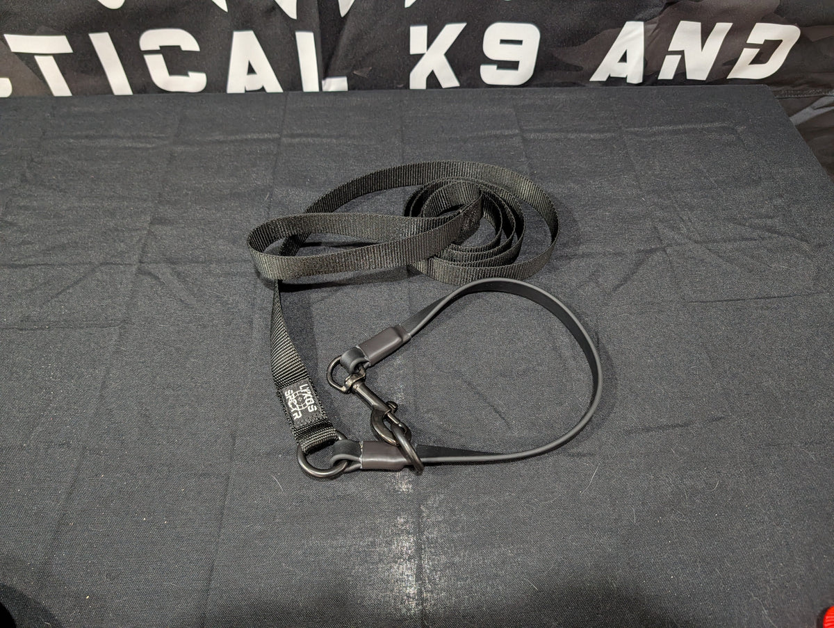 Black Hybrid Slip Lead