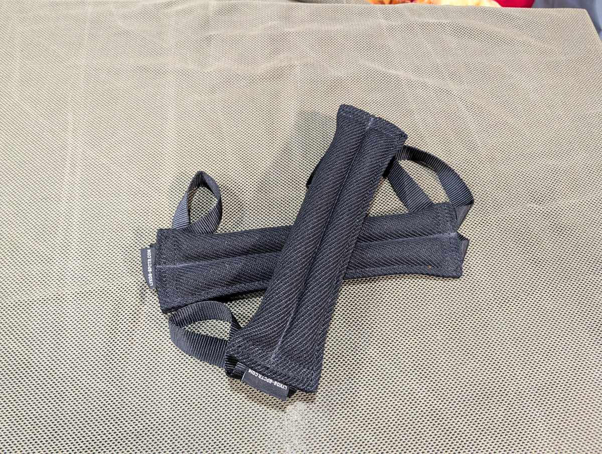 Premium French Linen Bite Wedge Tug (12